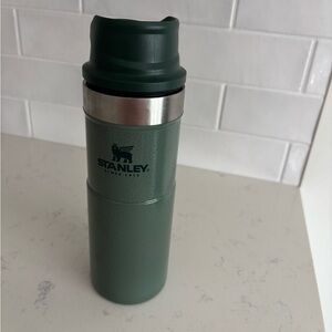 Stanley Classic Green Insulated Mug
